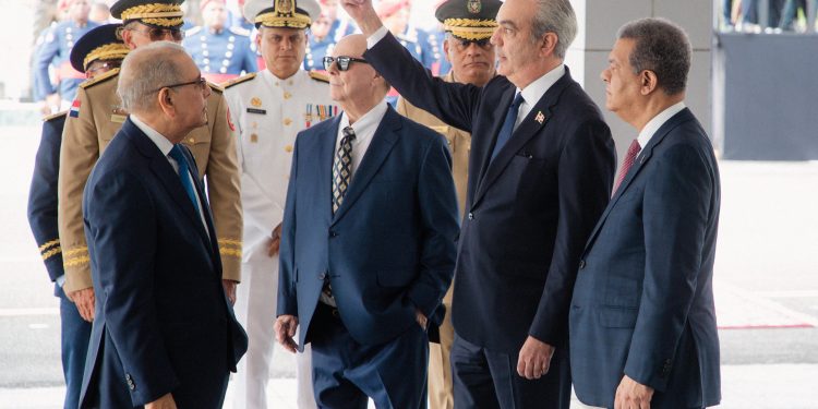 Luis Abinader y expresidentes