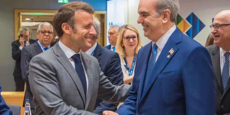 abinader y macron