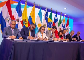 Aduanas rd y El Salvador