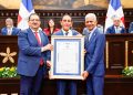 Senado reconoce a Cruz Jiminian