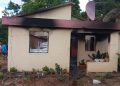 Casa consumida por incendio