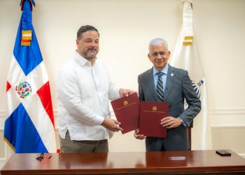 Ricardo de los Santos y Ministro de Medio Ambiente