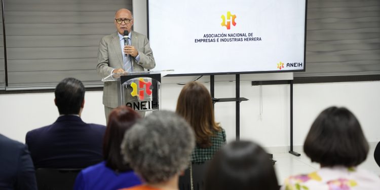Ángelo Viro, presidente de ANEIH