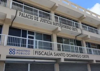 Palacio Justicia y fiscalia Santo Domingo Oeste donde se concoe el caso FM 1