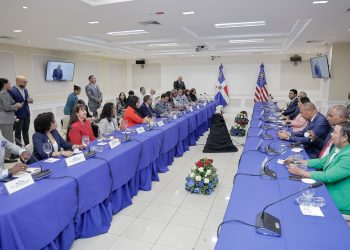 Senadores y legisladores de RD y EEUU
