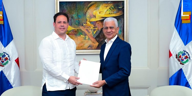Ministro y senador