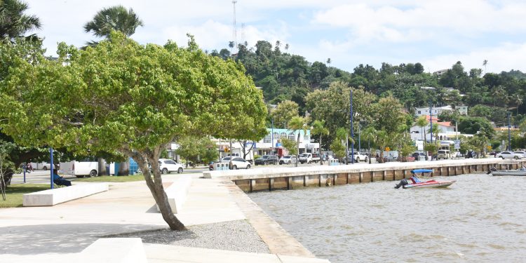 malecón de Samana