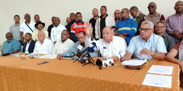 CNTD, CNUS y CASC llaman a los diputados a aprobar el proyecto de reforma laboral