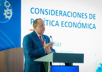 Magín Díaz, ministro de Hacienda y Economía