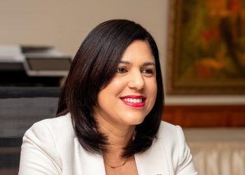 Ortiz senadora Hermanas Mirabal