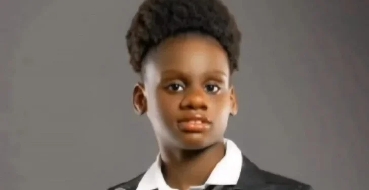 Stephora Ann 900x1125 1 728x410