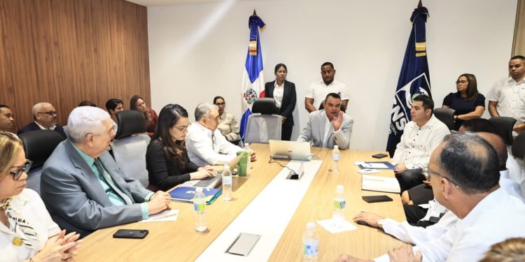 Director SNS y directores regionales y metropolitano