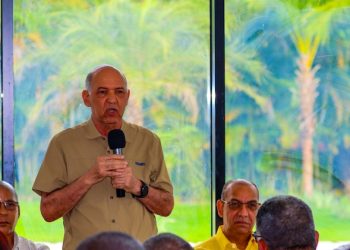 IsidroTorres5 at 10.21.10 PM