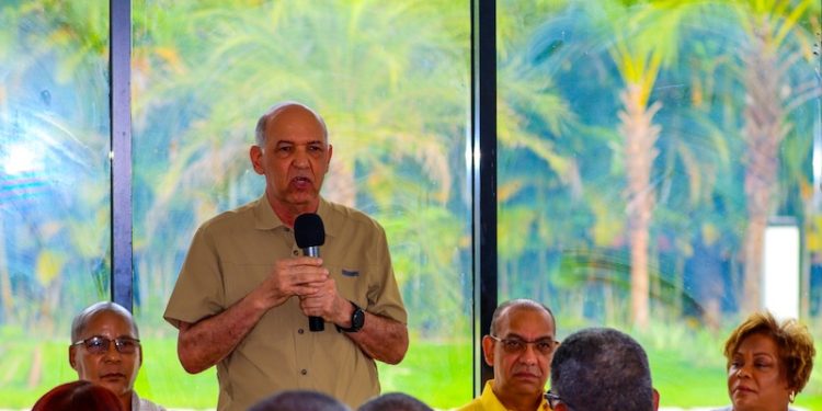 IsidroTorres5 at 10.21.10 PM