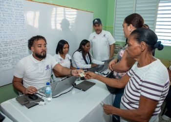 Gobierno dominicano realiza Gran Jornada de Inclusión Social en la cañada de Guajimía de Buenos Aires de Herrera (3)