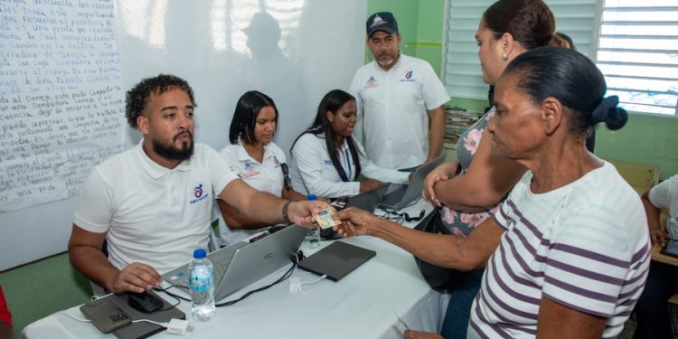 Gobierno dominicano realiza Gran Jornada de Inclusión Social en la cañada de Guajimía de Buenos Aires de Herrera (3)