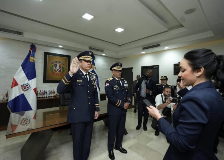 nuevo jefe de la poluicia