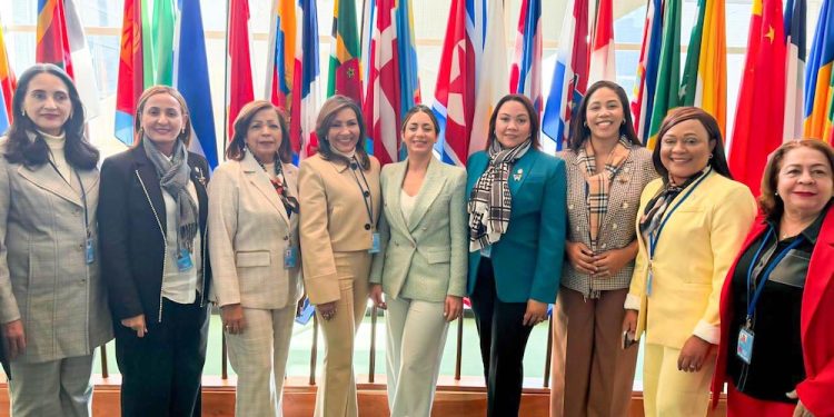 Geanilda Vásquez participa como panelista en foro de ONU Mujeres sobre investigación del feminicidio y acceso a la justicia 1