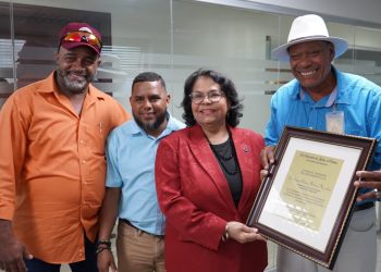 Presidenta CCRD reconocimiento