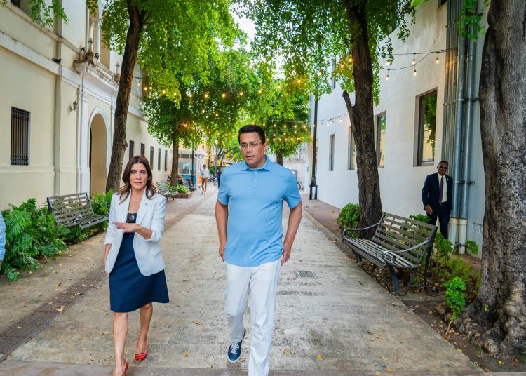 David Collado y Ebajadoreas