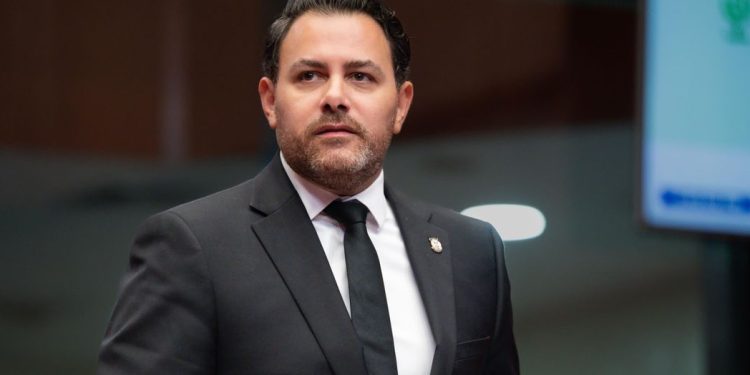 Aneudy senador