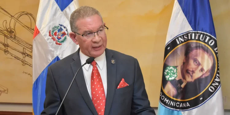 Wilson Gomez presidente del Instituto Duartiano 1536x1024