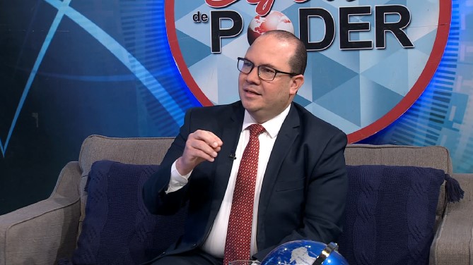 juan Gonzalez politologo