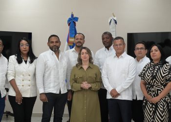 mujer y empresario