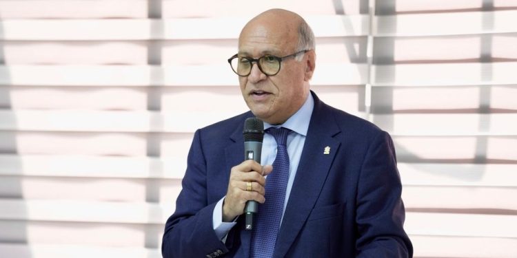 Angelo Viro en rueda de prensa