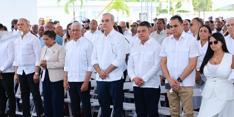 De los Santos y Abinader
