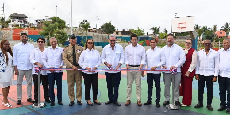Inauguración parque Haina