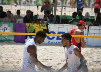 Oscar Martinez y Hayerling De Jesus