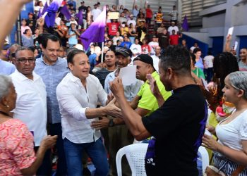 Abel llegando al bajo techo Bermúdez