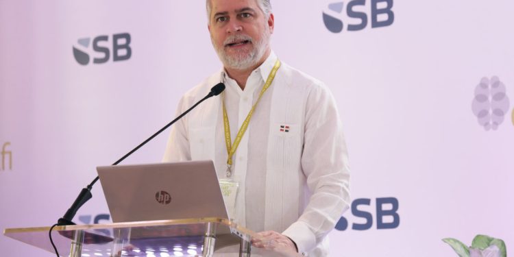 Alejandro Fernández W. 1140x694