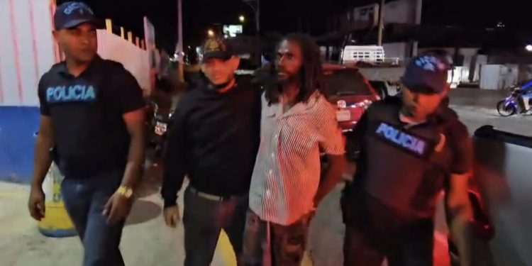 Haitiano incendiario