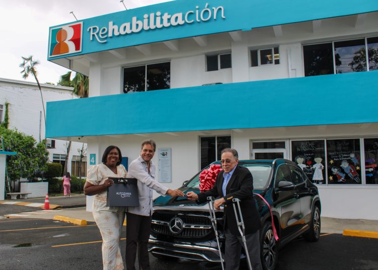 Jeepeta a ganador rehabilitación