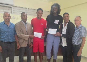 ATLETISMO ENTREGA INCENTIVOS JUEGOS