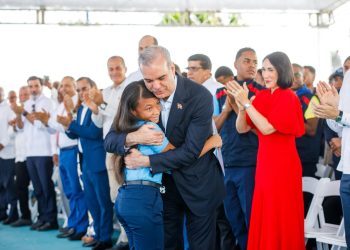 Abinader año escolar