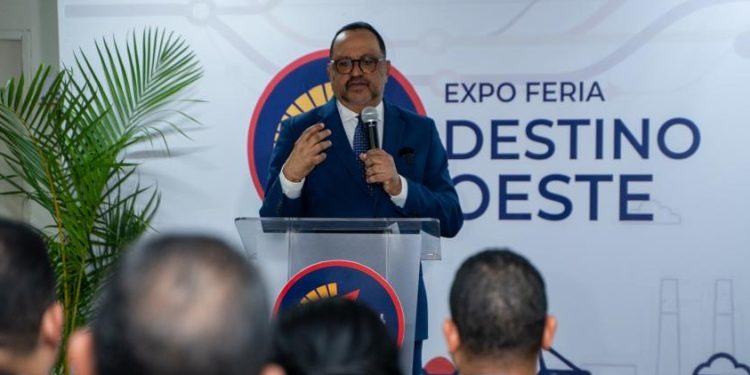El ministro de Justicia, Antoliano Peralta