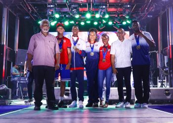 deportistas y victor pichardo