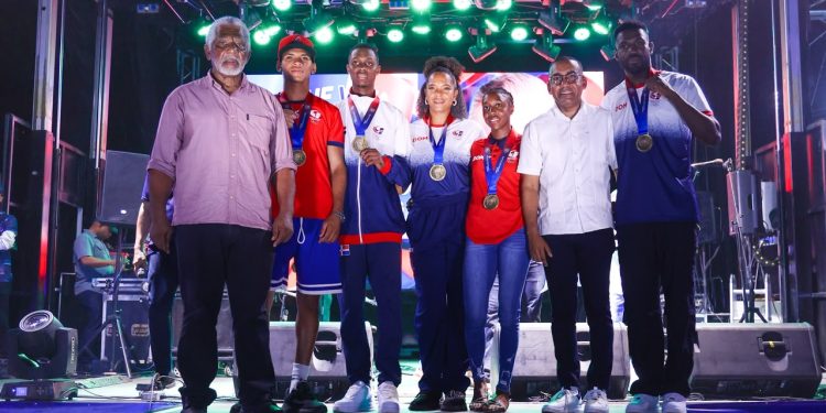 deportistas y victor pichardo