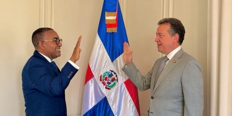 victor Pichardo consul