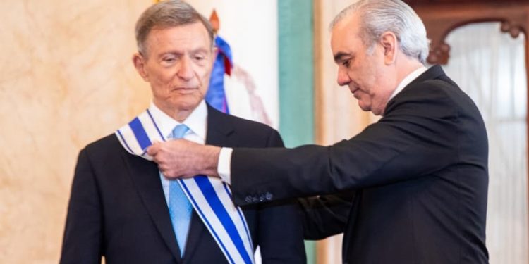 Excanciller Roberto Alvarez