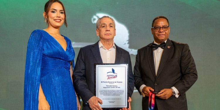 FERNANDO HAZOURY EMPRESARIO TURISTICO DEL AÑO