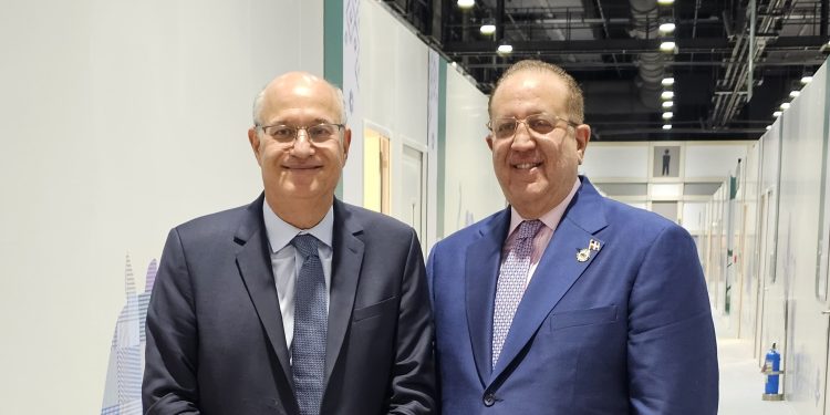 Presidente del BID, Ilan Goldfajn, y el ministro de Hacienda y Economía, Magín Díaz.